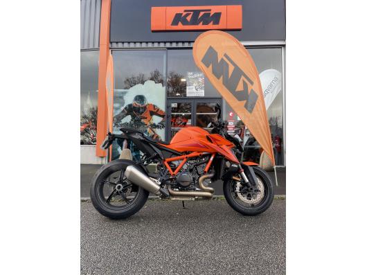 KTM 1390 SUPER DUKE R